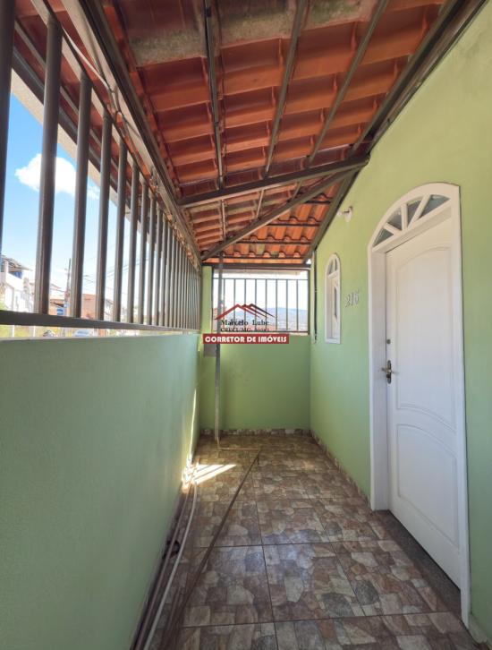 casa-venda-e-aluguel-estrela-do-sul-mariana-1030503