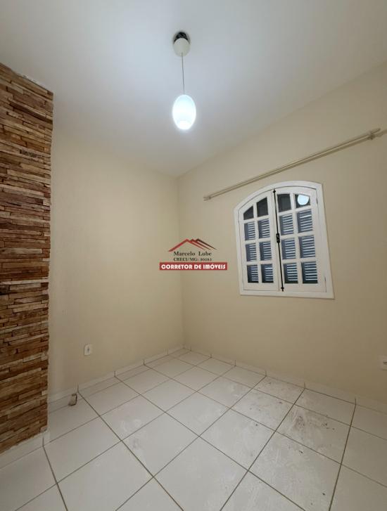 casa-venda-e-aluguel-estrela-do-sul-mariana-1030507
